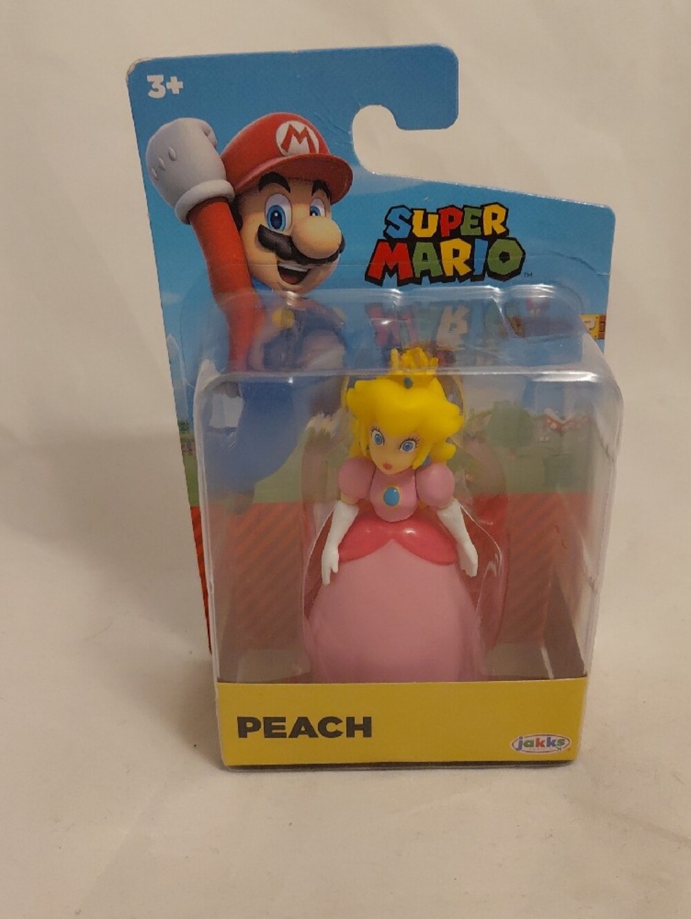 World of Nintendo Wave 42 Peach Mini Figure - Picture 2 of 8